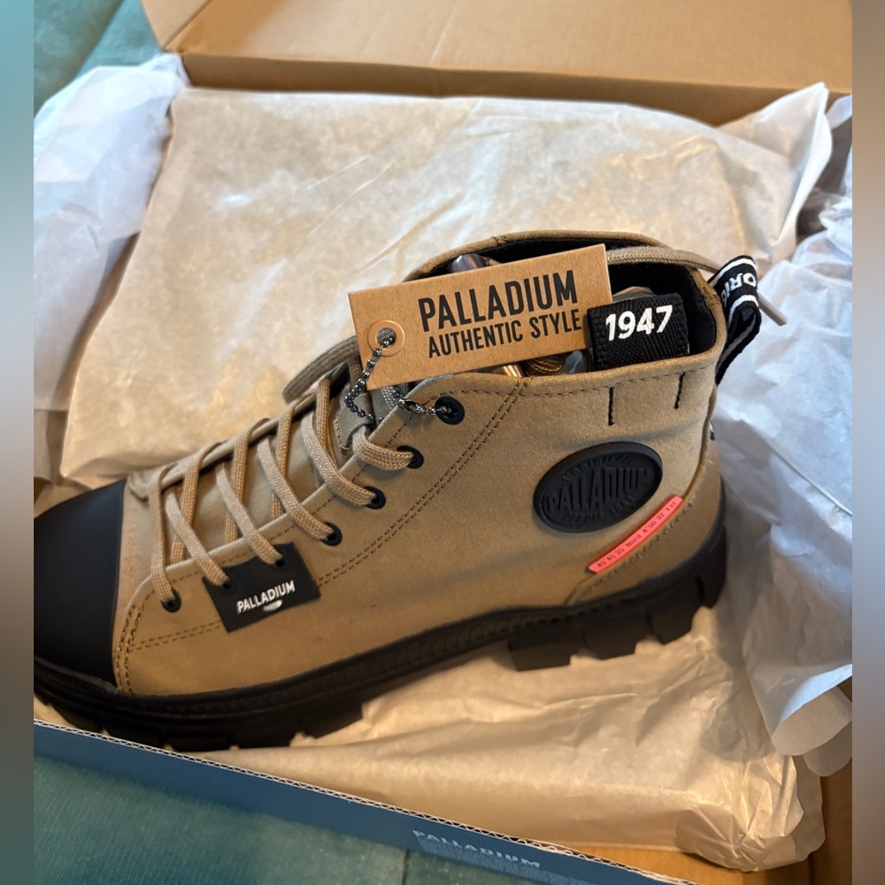 Palladium Olive Hightop Boots - Picture 4 of 6